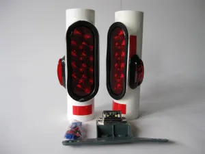Boat Trailer Waterproof Submersible LED Pipe Light 1020 Kit for Guide Poles Provides Stop, Turn, Tail Light Functions. DOT Approved.