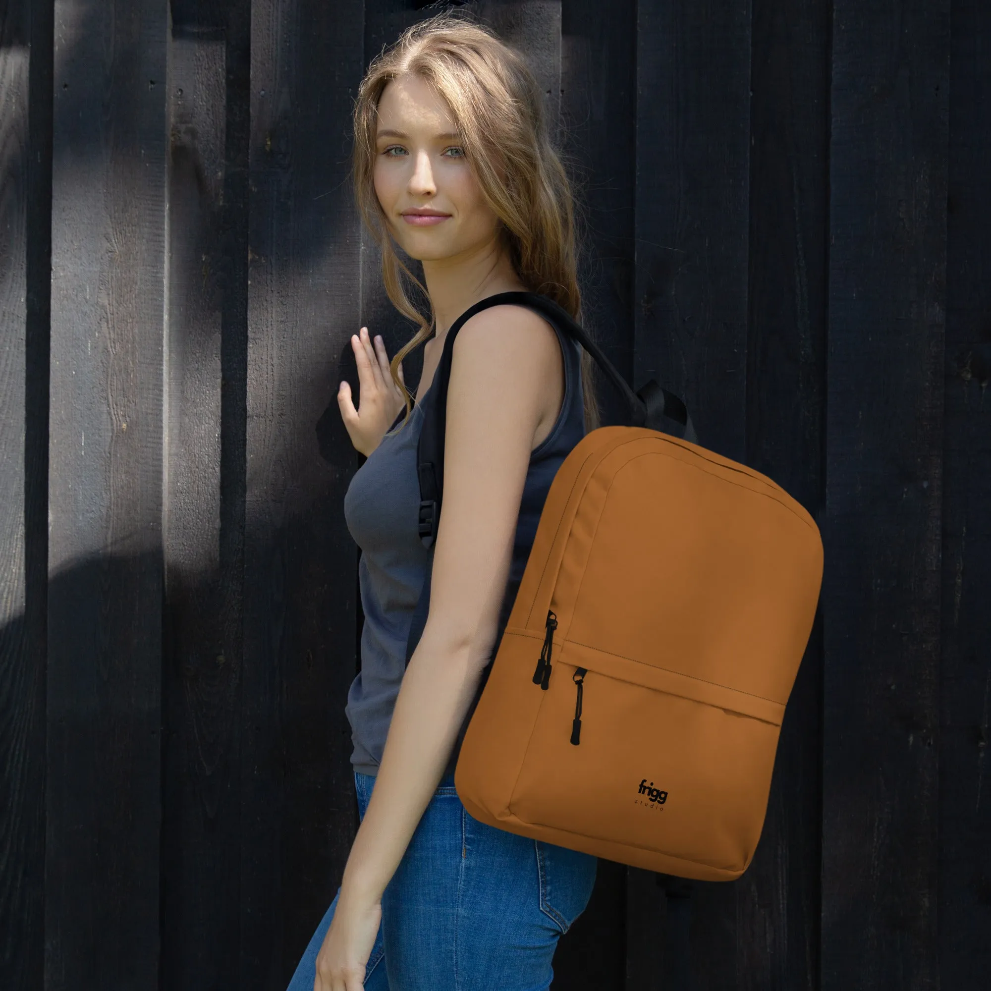 BURNT COFFEE - WATER-RESISTANT BACKPACK WITH LAPTOP POCKET
