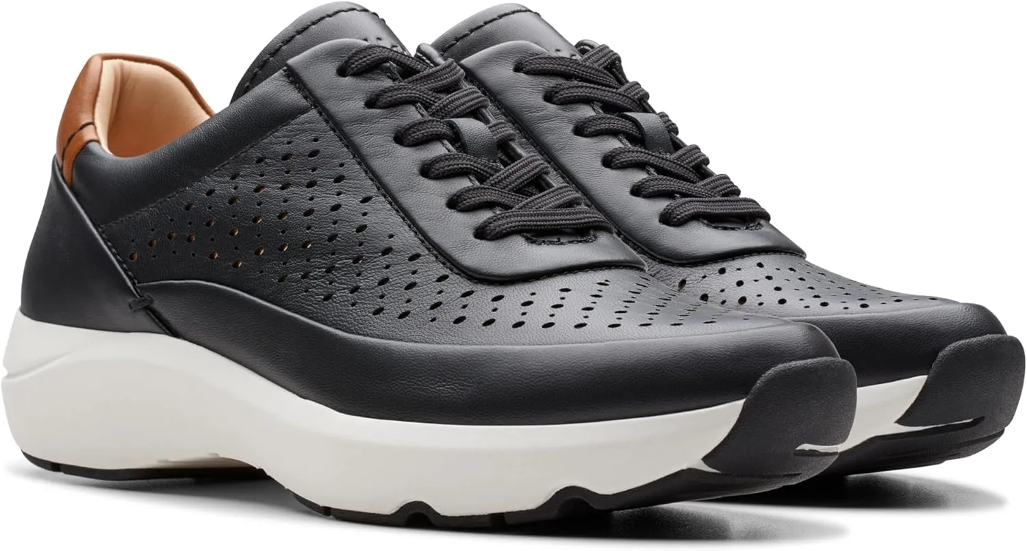 Clarks Women's Tivoli Grace Trainers
