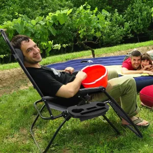 Homall Zero Gravity Chair Patio Folding Lawn Lounge Chairs Outdoor Lounge Gravity Chair Camp Reclining Lounge Chair with Pillows for Poolside Backyard and Beach Set of 2 (Gray)