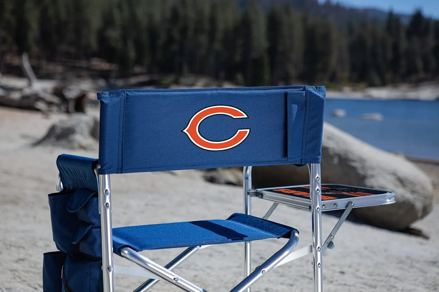PICNIC TIME NFL Unisex-Adult NFL Sports Chair with Side Table, Beach Chair, Camp Chair for Adults