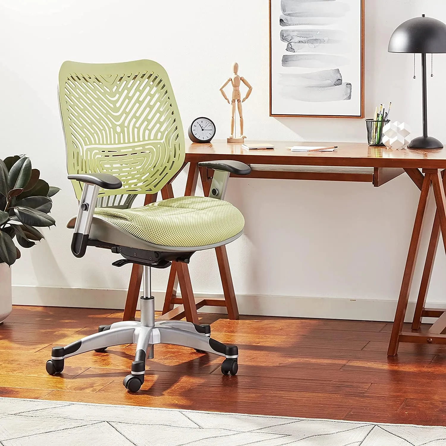 SPACE Seating REVV Self Adjusting SpaceFlex Kiwi Backrest Support and Padded Kiwi Mesh Seat with Adjustable Arms and Platinum Finish Base Managers Chair