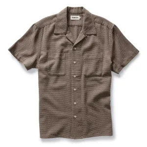 The Conrad Shirt in Cocoa Dobby