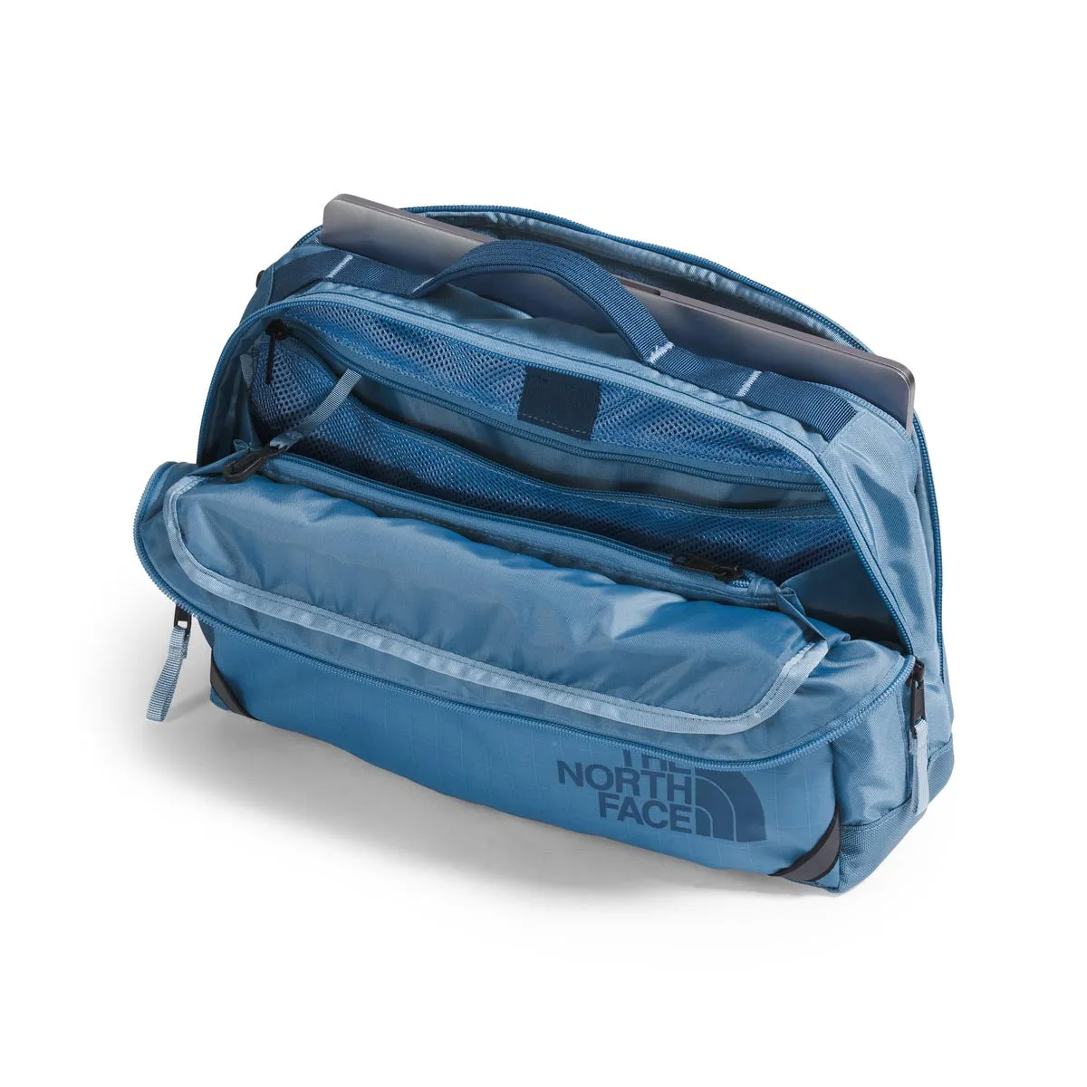 The North Face NF0A81BN Base Camp Voyager Sling