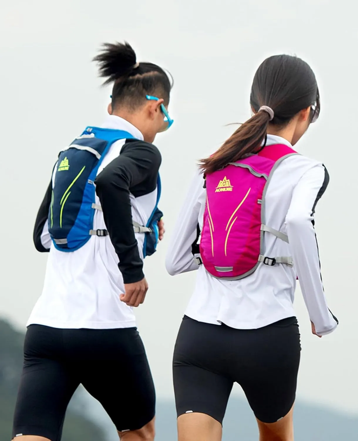TRIWONDER Running Hydration Vest 5.5L 5L Water Pack Backpack for Women Men Runner Trail Race Marathon Cycling Hiking Jogging