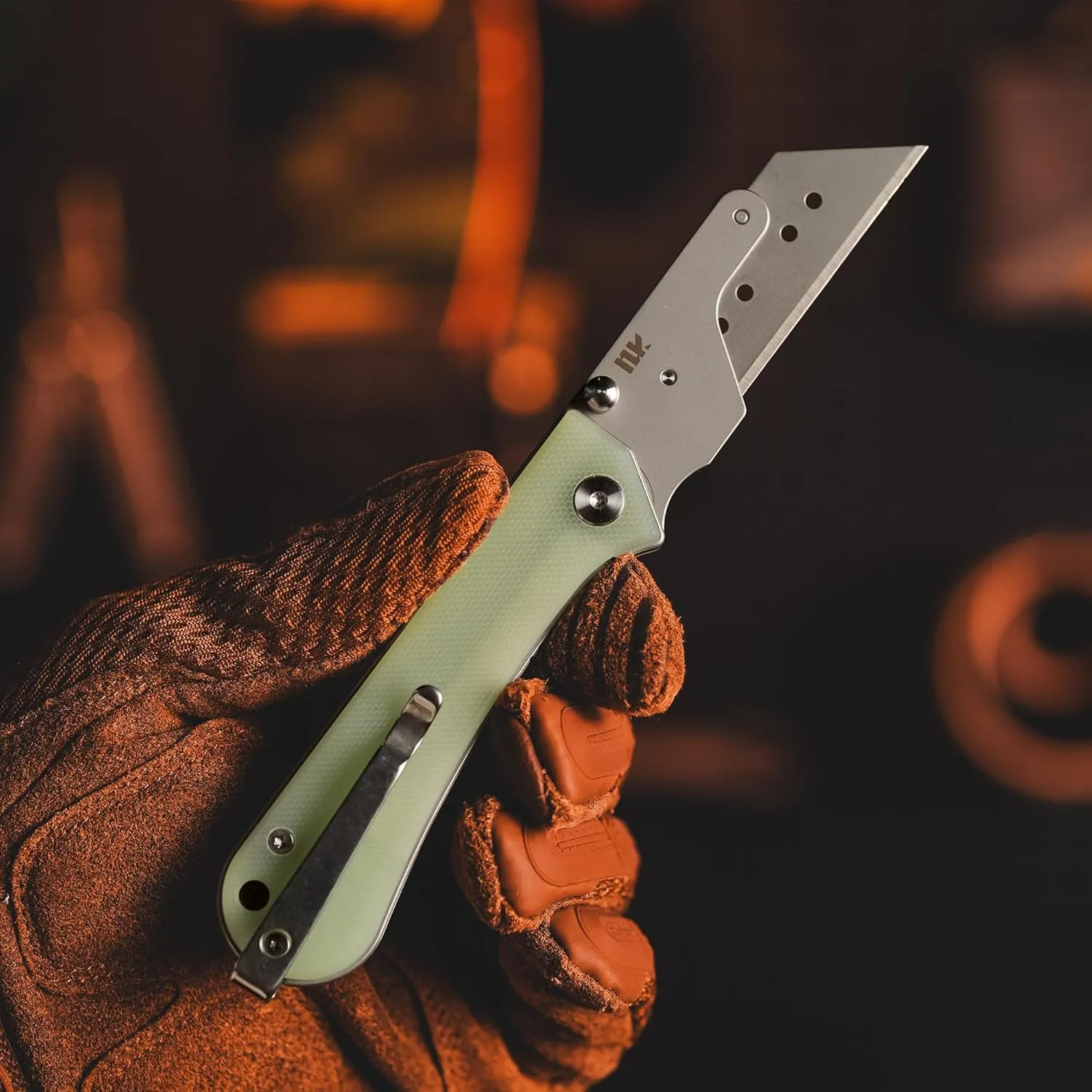 U23 Kumpanter Folding Utility Knife - Versatile EDC Knife with Quick-Release Blade, Compact Foldable Pocket Utility Knives - G10 Jade