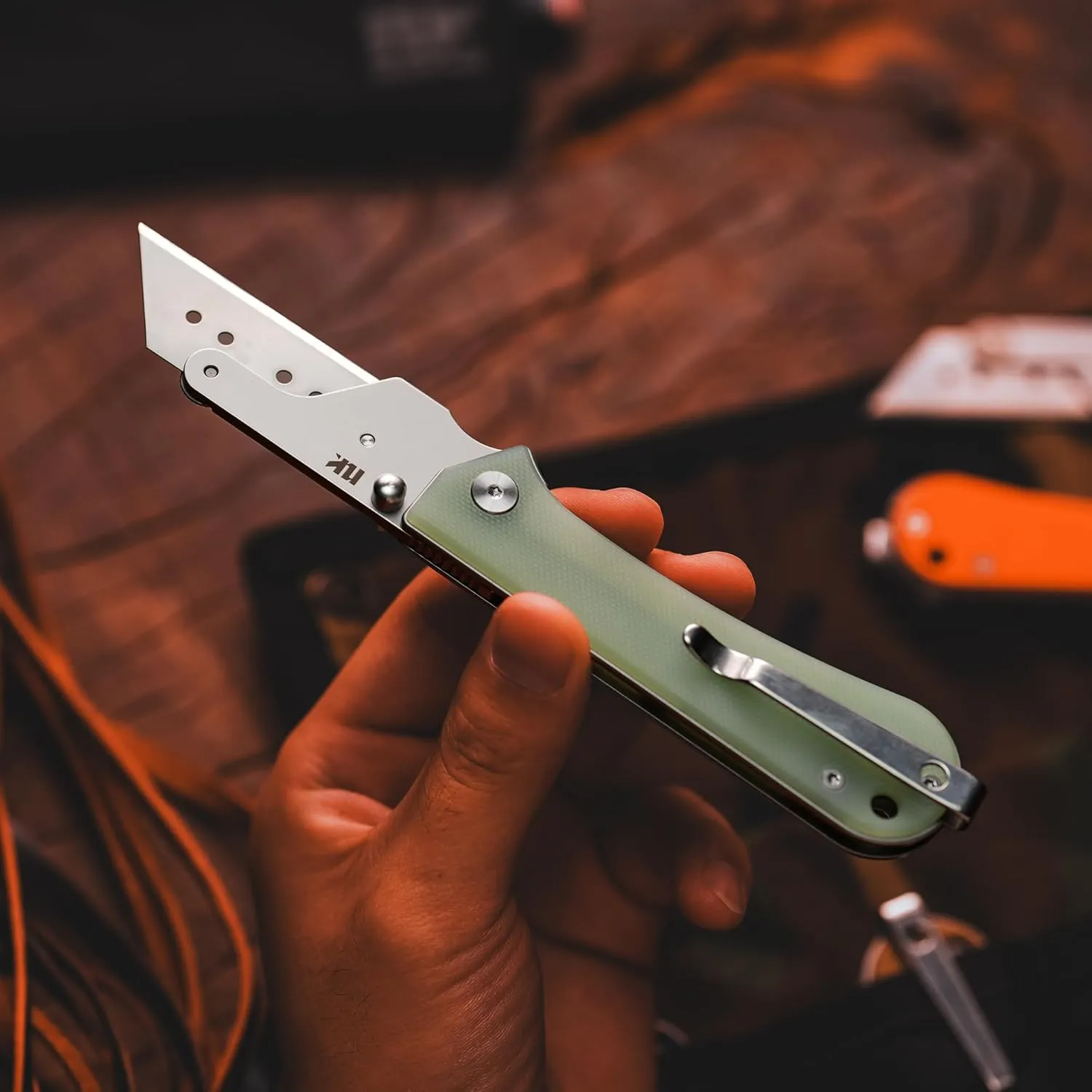 U23 Kumpanter Folding Utility Knife - Versatile EDC Knife with Quick-Release Blade, Compact Foldable Pocket Utility Knives - G10 Jade